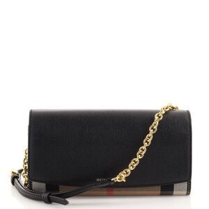 Brand new / tags Burberry Henley Wallet on Chain Leather with House Check Canvas